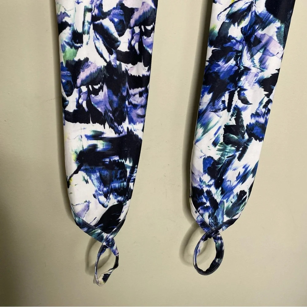Fabletics Abstract Print Define Powerhold High Waisted Stirrup Legggings Size XS - Picture 6 of 10